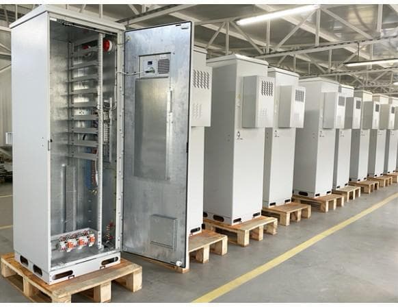 Outdoor cabinets
